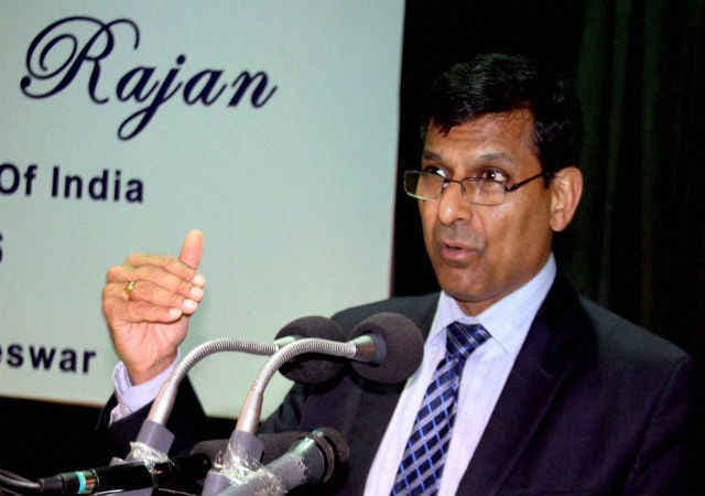 लाइसेंस राज खत्म, लेकिन इंस्पेक्टर राज अभी बरकरार : राजन