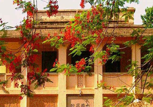 बर्खास्त वीसी के खिलाफ जांच को लेकर विश्वभारती यूनिवर्सिटी में सीबीआई छापा