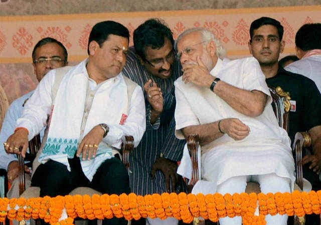 असम के मुख्यमंत्री बने सर्बानंद सोनोवाल, मोदी-शाह व आडवाणी रहे मौजूद