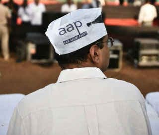 दो साल में मोदी सरकार के विज्ञापन के खर्च पर केजरीवाल ने उठाए सवाल