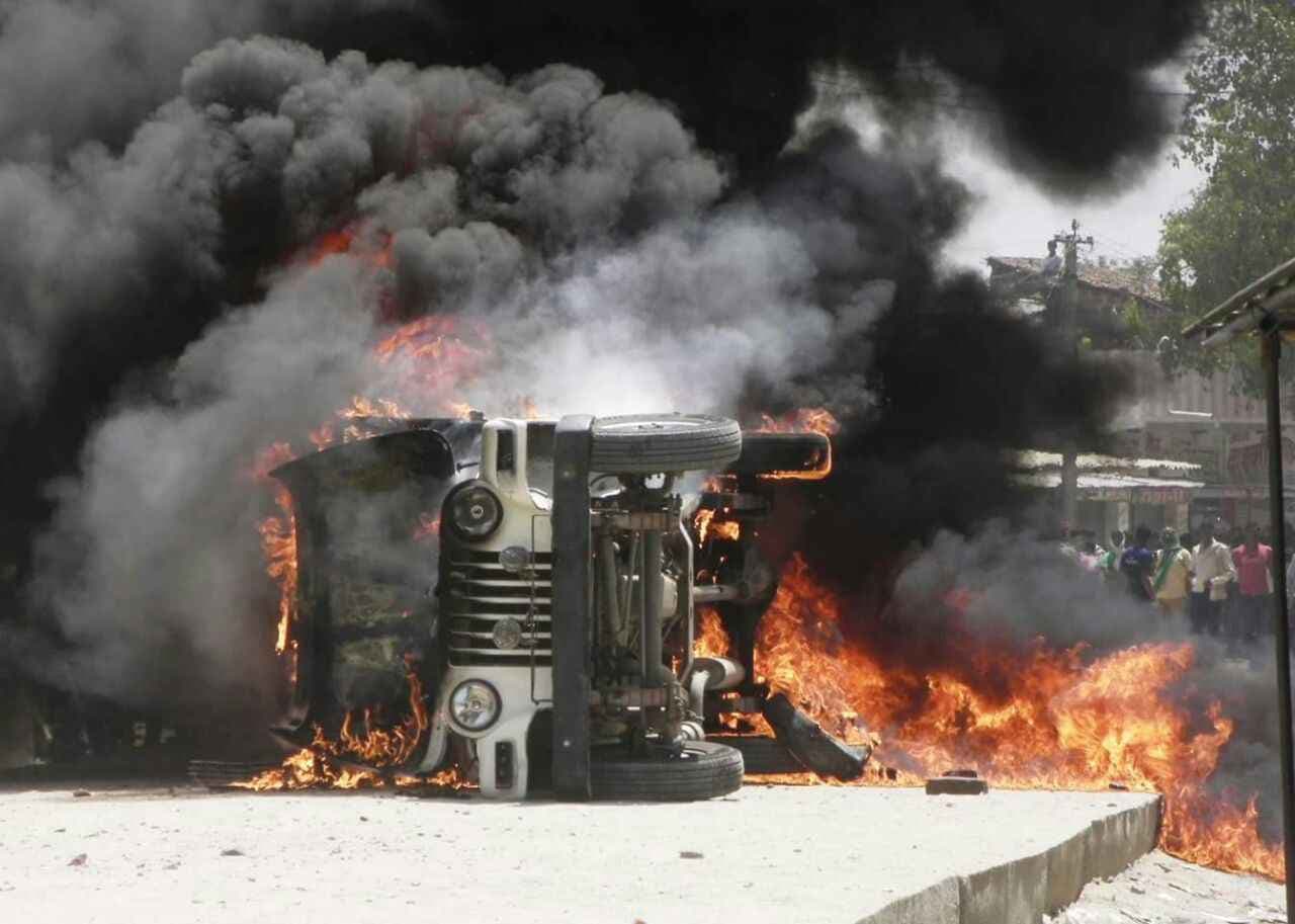 बिहार : पूर्व CM जीतन राम मांझी के काफिले पर हमला, 4 वाहनों को फूंका, 17 गिरफ्तार