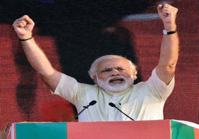 मोदी ने किया मिशन यूपी का आगाज, डॉक्टरों की रिटायरमेंट उम्र 65 साल करने का एलान