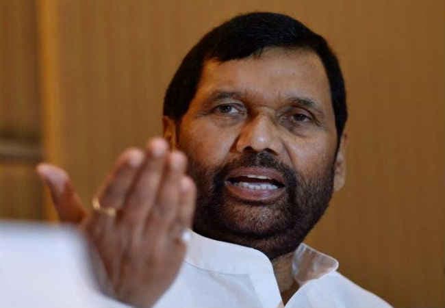 कम बारिश और आयात में कमी ने बढ़ाये दालों के दाम : पासवान