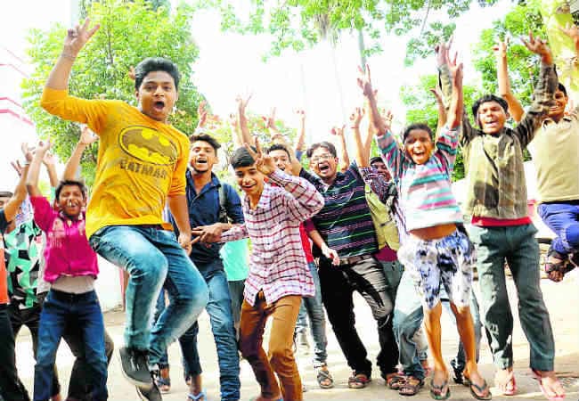 BSEB Class 10th Result 2016 : टॉप टेन की सूची में सिमुलतला आवासीय विद्यालय के सर्वाधिक 42 स्टूडेंट्स