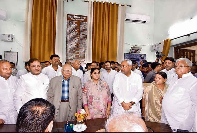 महागठबंधन से राज्यसभा के लिए शरद, आरसीपी, मीसा और जेठमलानी ने किया नामांकन