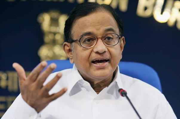 इशरत को आतंकी ना बताने वाले हलफनामे में कुछ भी गलत नहीं : चिदंबरम