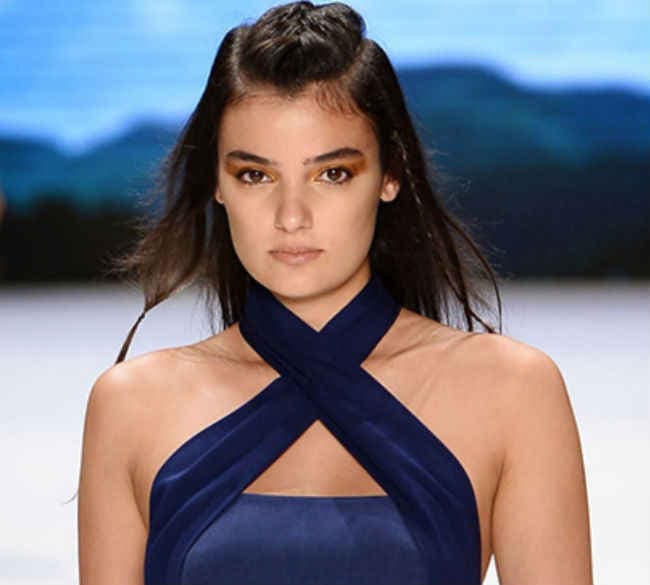 राष्‍ट्रपति के अपमान के आरोप में पूर्व मिस तुर्की को 14 महीने की सजा