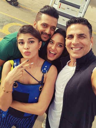 "हाउसफुल-3" ने  दो दिनों में कमाये 31 करोड़