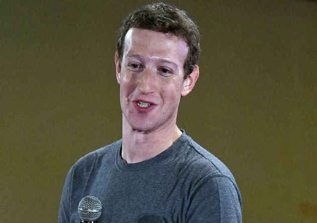 जब हैक हुआ फेसबुक के संस्थापक जुकरबर्ग का ट्विटर अकाउंट