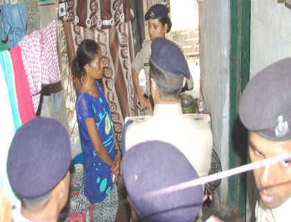 बेटी ने सिपाही पिता को ताड़ी पीने से रोका, तो उसने खुद को मार ली गोली, पढ़ें