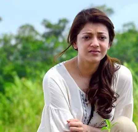 फिल्म रिव्यू : दो लफ़्ज़ों की कहानी, फ़िल्म के संवाद बी ग्रेड