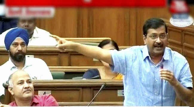 बिना पैसे दिये दिल्ली में छत बना के दिखा दें मोदी जी, राजनीति छोड़ दूंगा : केजरीवाल