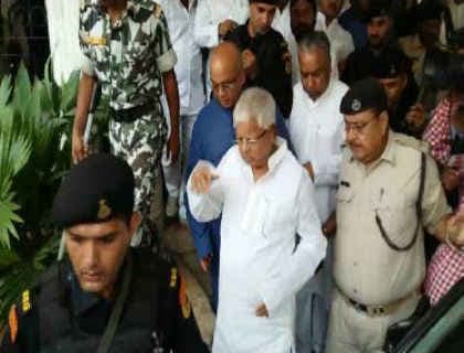 चारा घोटाला मामले में लालू प्रसाद यादव ने CBI कोर्ट में लगाई हाजिरी