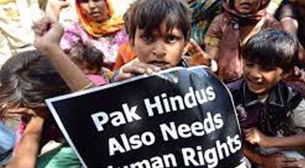 भारतीय नागरिकता लेने पहुंचे पाक से विस्थापित 759 सिंधी हिंदू