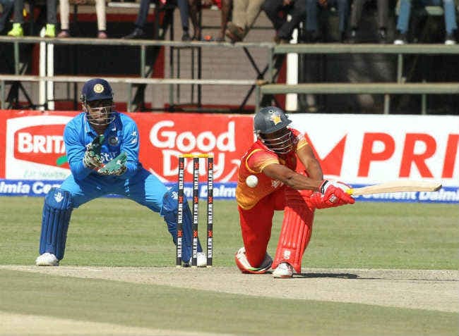 जिंबाब्‍वे दौरे पर धौनी ने बनाये तीन-तीन बड़े रिकॉर्ड