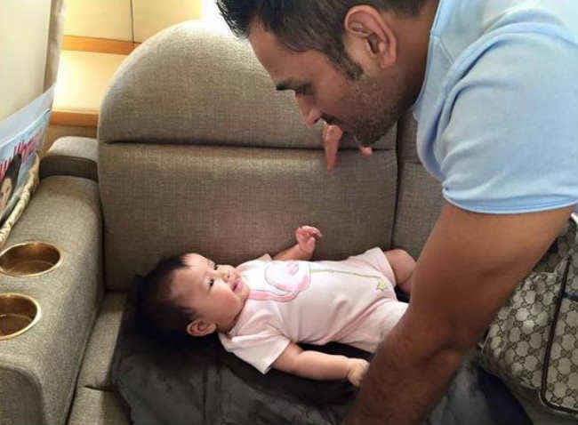 बोले धौनी, मुझे नहीं लगता कि मेरी बेटी ''जिवा'' अब भी मुझे पहचानती है