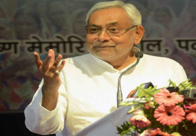 CM नीतीश का बयान, देशी चिकित्सा या धर्म शास्त्रों के बीज मंत्र पद्धति को बढ़ावा मिले