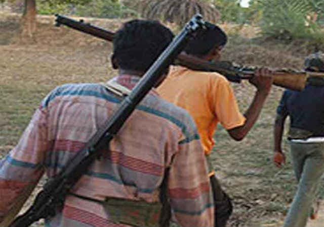 गिरिडीह : मुठभेड़ स्थल से नक्सली का शव बरामद