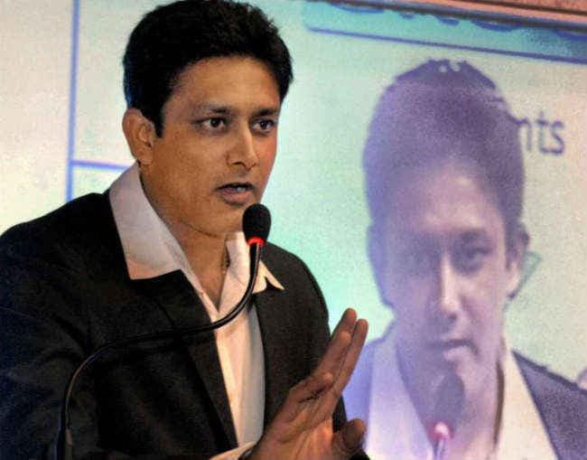 कुंबले, शास्त्री, मूडी ने भारतीय कोच पद के लिये दिया साक्षात्कार