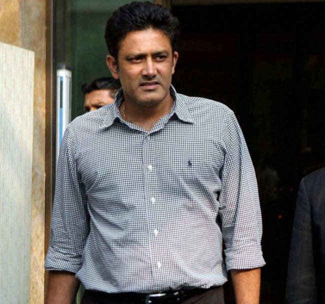 कोच पद की दौड़ में कुंबले सबसे आगे