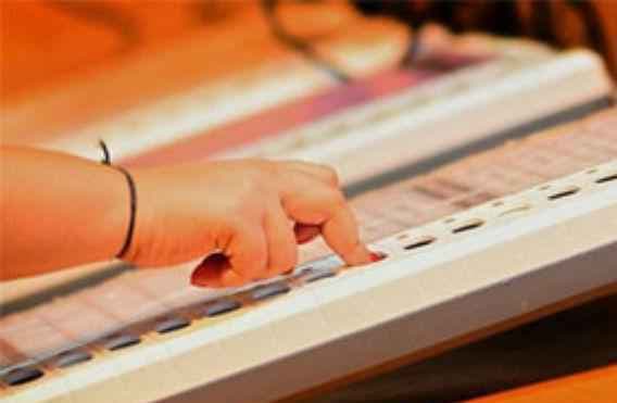 उपचुनाव : जम्मू कश्मीर के अनंतनाग में 34 प्रतिशत मतदान