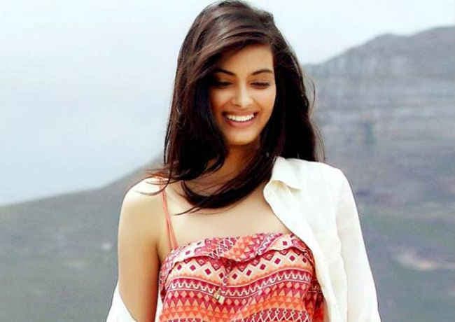 ‘कॉकटेल'' के बाद फिर वापसी कर रही हैं डायना पेंटी, अभय देओल...