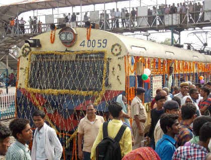 आरा-पटना के दैनिक यात्रियों को रेल मंत्री की सौगात, नयी मेमो ट्रेन को हरी झंडी