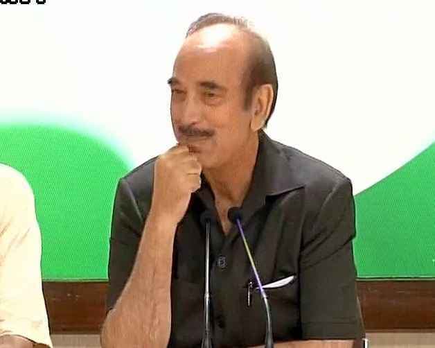 कांग्रेस ने मोदी के इंटरव्यू को बताया निराशाजनक, कहा - दो सालों में आतंकवाद बढ़ा