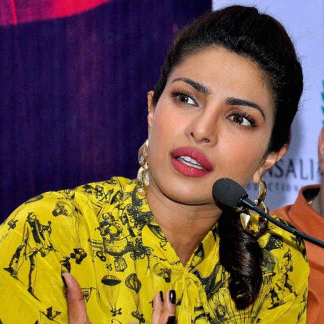 सलमान के रेप पीड़िता वाले बयान पर प्रियंका ने तोड़ी चुप्पी