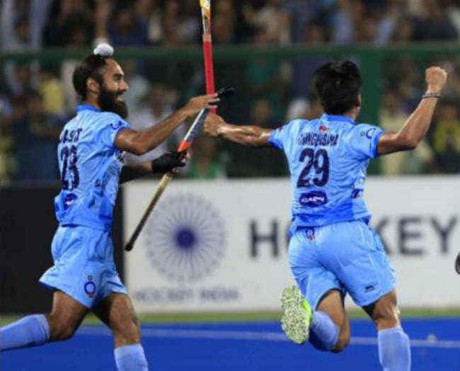 भारत ने छह देशों के टूर्नामेंट में आयरलैंड को 2-1 से  हराया