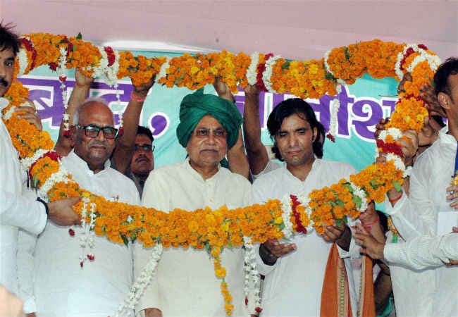 नीतीश कुमार का शराबबंदी को लेकर यूपी में हल्ला बोल, PM मोदी पर साधा निशाना