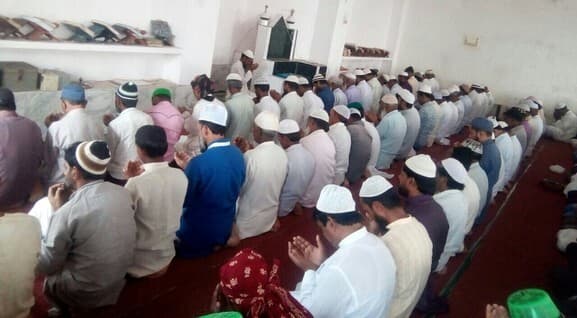 अलविदा जुमे की नमाज अदा