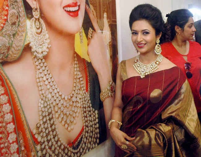 Yeh Hai Mohabbatein: शादी से पहले ICU में भर्ती होंगी ‘ईशिता भल्‍ला''''