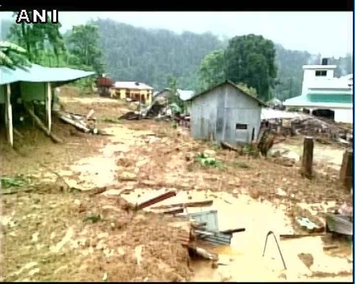 अरुणाचल में भारी बारिश, भूस्खनल में 10 की मौत, पानी खतरे के निशान से उपर