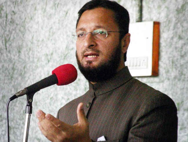 ISIS संदिग्धों को कानूनी मदद मुहैया करायेंगे ओवैसी