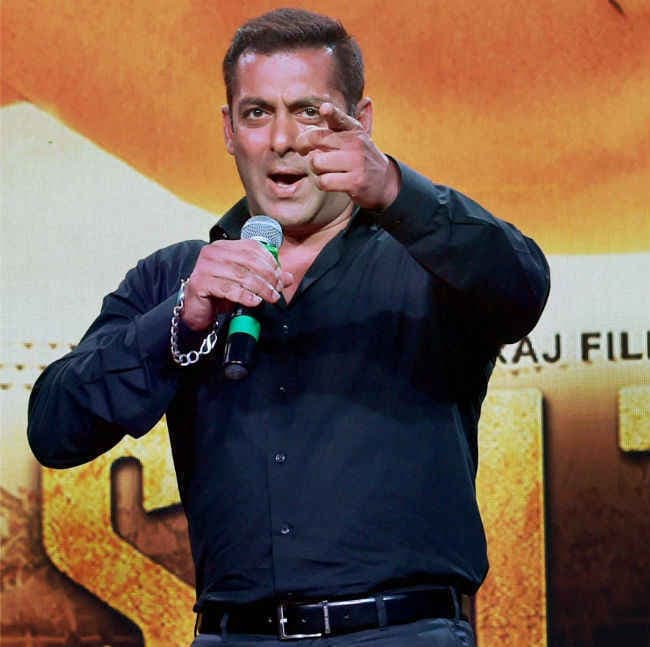 सिर पर तलवार रखकर माफी मंगवाने का कोई मतलब नहीं बनता: सलीम खान