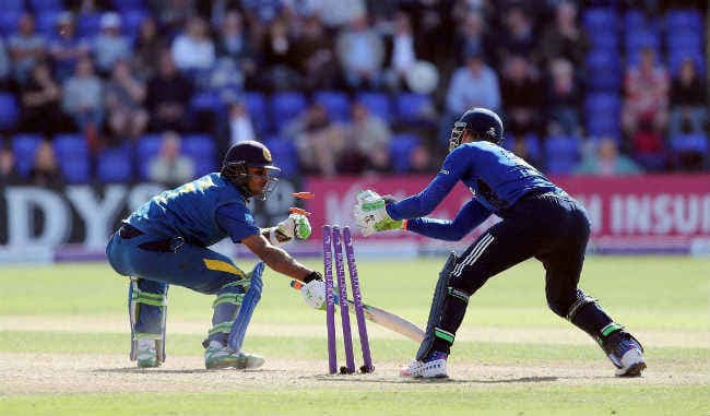 इंग्लैंड की श्रीलंका पर बड़ी जीत, श्रृंखला पर 3-0 से कब्‍जा