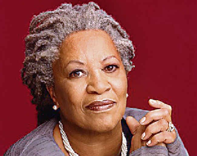 अपनी कहानी स्वयं बनें