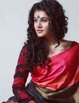 बॉलीवुड में कठोर प्रतिस्पर्धा, एक गलती इंडस्ट्री से बाहर कर सकती है : तापसी