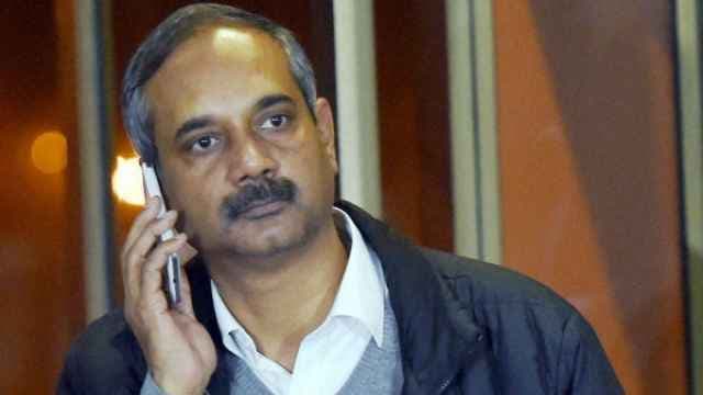 गिरफ्तारी के बाद केजरीवाल के प्रधान सचिव राजेंद्र कुमार निलंबित