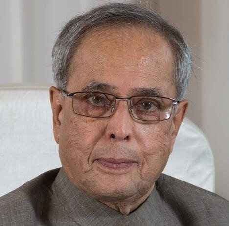 ईद की पूर्व संध्या पर राष्ट्रपति प्रणब मुखर्जी ने देशवासियों को बधाई दी