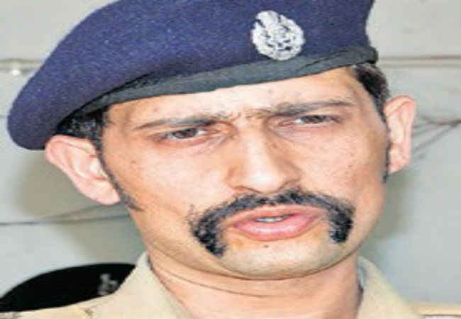 एसएसपी से पैरवी जवान को महंगी पड़ी, सर्विस रिवॉल्वर कराया जब्त