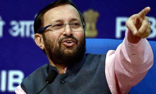 जावड़ेकर ने कहा, बच्चों को सवाल पूछने से रोकने के बजाय उन्हें सवाल पूछने दें