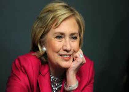 सर्वेक्षण में हिलेरी को ट्रंप पर नौ अंकों की बढ़त