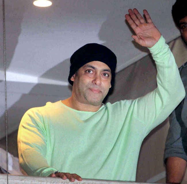 सलमान ने NCW के सम्मन को नजरअंदाज किया