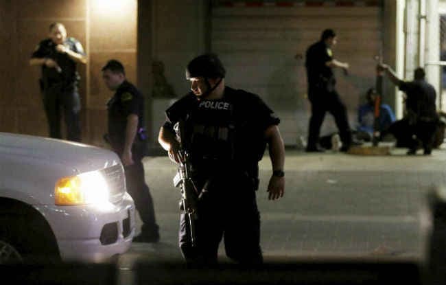 अमेरिका गोलीबारी जांच : हमला करने वाला शख्‍स सेना में था रिजर्विस्ट