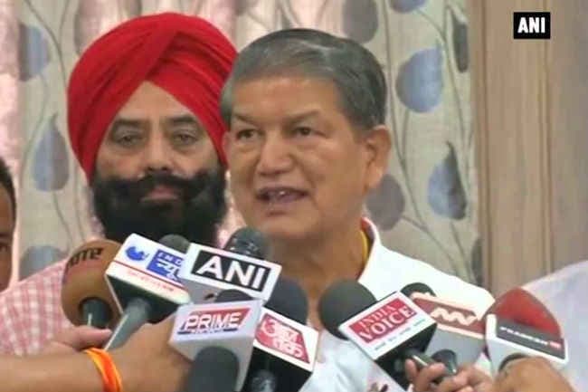 स्टिंग सीडी मामले में विपक्ष के साथ खुली बहस के लिए तैयार : हरीश रावत