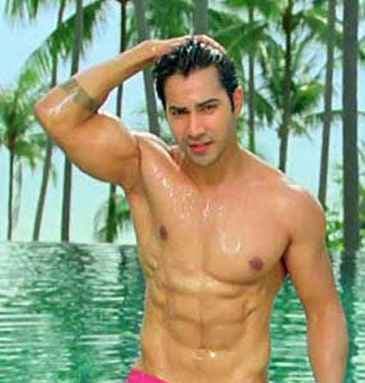 अक्षय कुमार की तरह फिट रहने की चाहत : वरुण धवन