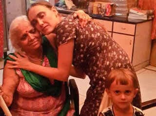 रुसी महिला प्रताडना मामला : युग बदल गया है! ट्वीटर पर मांगी मदद ट्वीटर पर ही समाधान की जानकारी