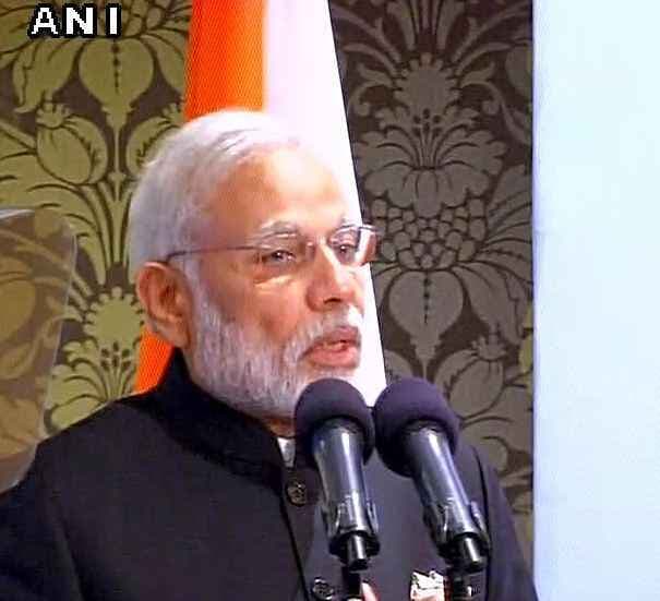 प्रधानमंत्री ने घृणा की बात करने वालों से समाज को खतरे के प्रति चेताया